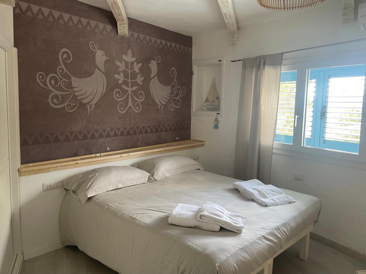 Domus De Diana Bed & Breakfast ออลเบีย ภายนอก รูปภาพ
