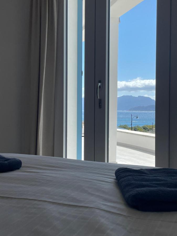 Domus De Diana Bed & Breakfast ออลเบีย ภายนอก รูปภาพ